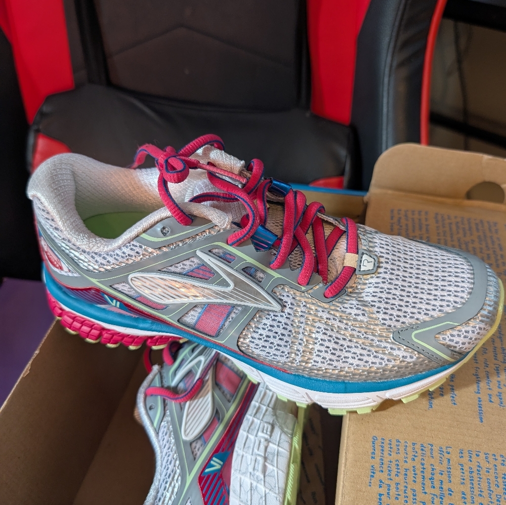 Women's Brooks Ravenna 6 Running Shoes